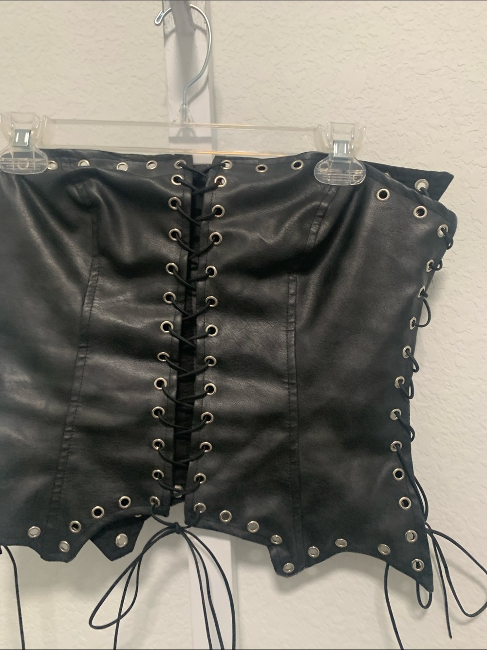 Musera Black Lace-Up Faux Leather Corset Top - Picture 3 of 8